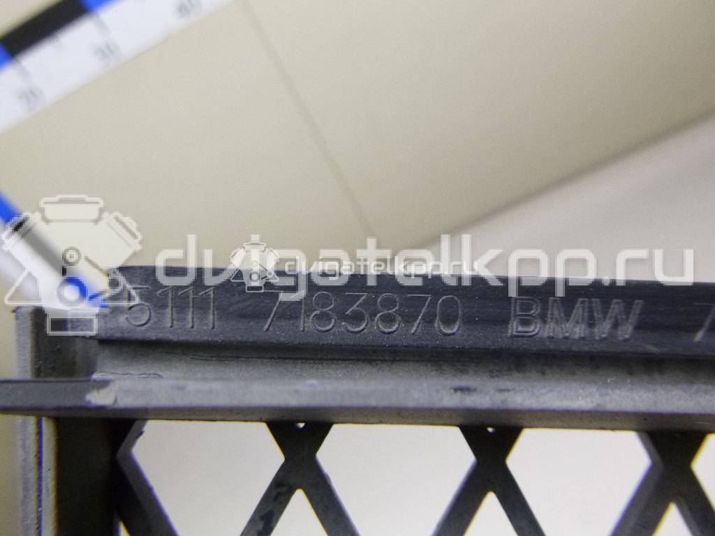 Фото Решетка в бампер центральная  51117183870 для Bmw 7 {forloop.counter}}