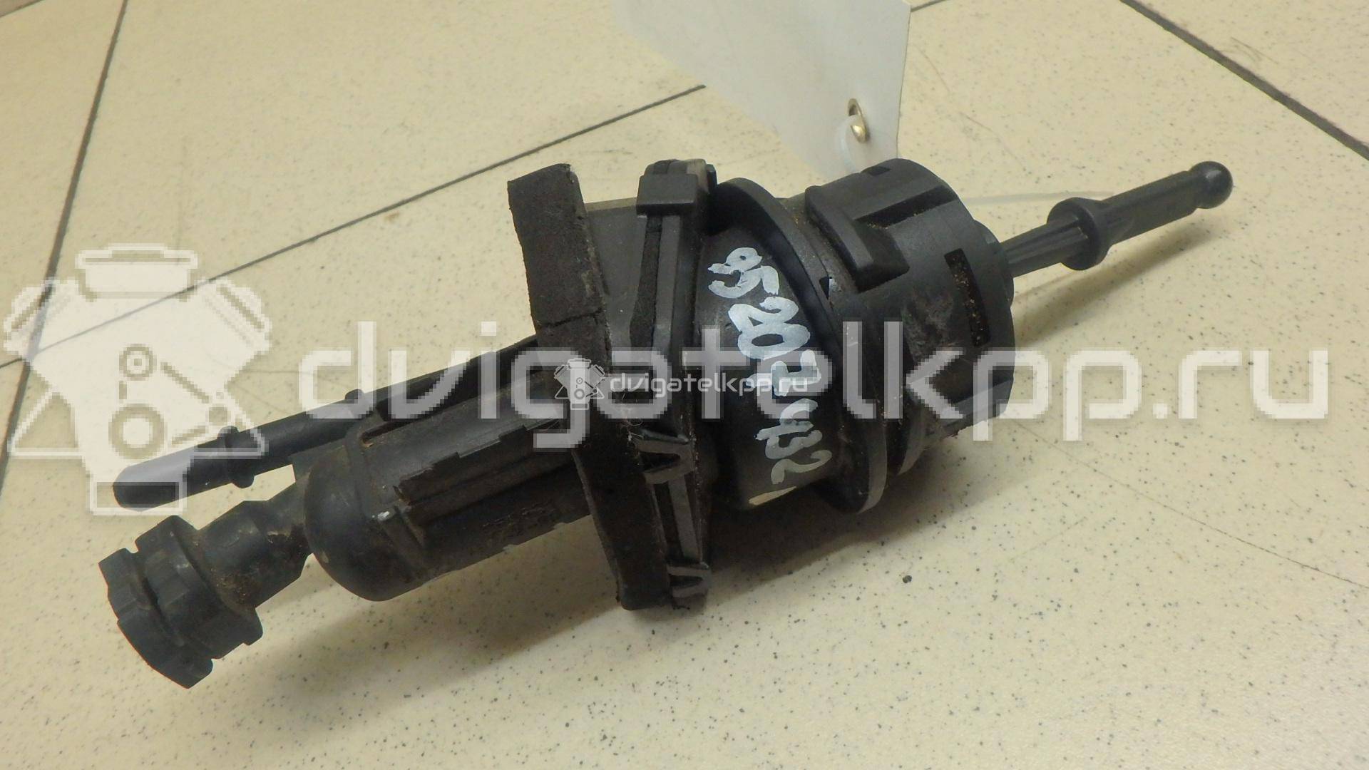 Фото Цилиндр сцепления главный  1539939 для volvo C30 {forloop.counter}}