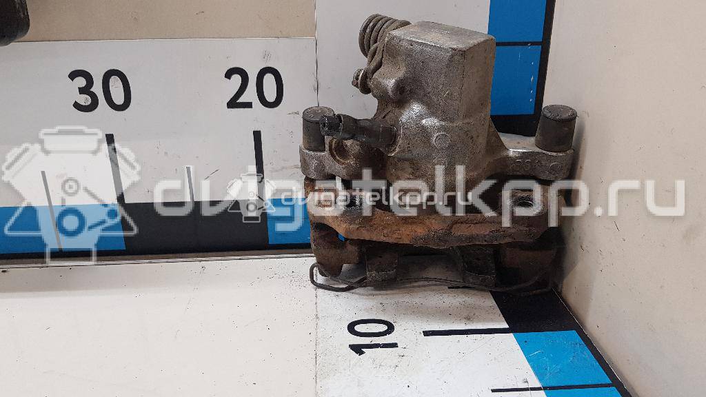 Фото Суппорт тормозной задний правый  2080513 для volvo S40 {forloop.counter}}