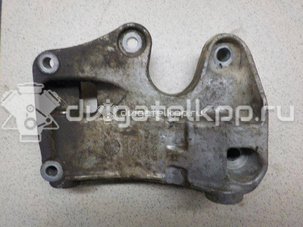 Фото Кронштейн генератора для двигателя BAR для Volkswagen / Audi 314-350 л.с 32V 4.2 л бензин 079903805AF {forloop.counter}}