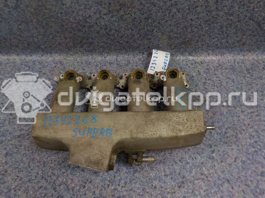 Фото Коллектор впускной для двигателя AWM для Volkswagen / Audi 170 л.с 20V 1.8 л бензин 06B133201AM {forloop.counter}}