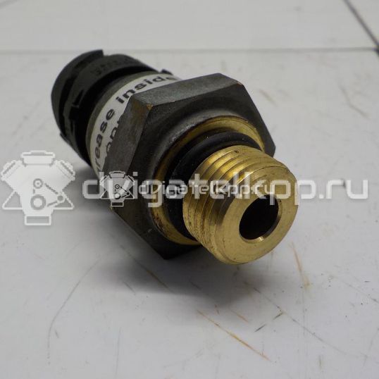 Фото Датчик давления воздуха  20829689 для Volvo 940 / 440 K 445 / 460 L 464