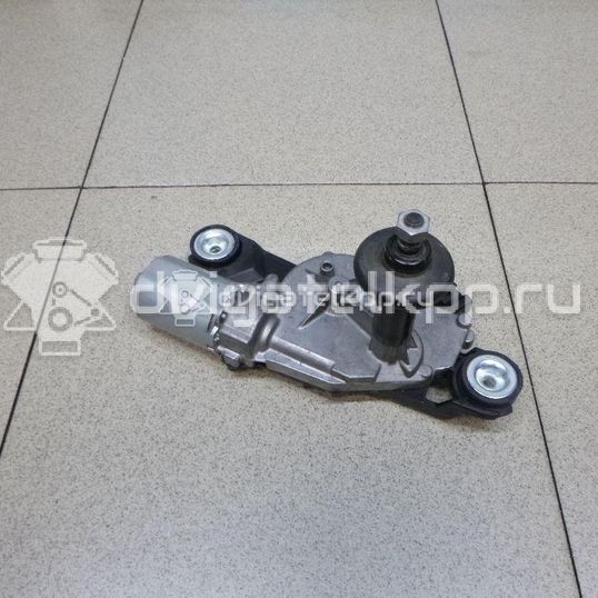 Фото Моторчик стеклоочистителя задний  1689913 для volvo V50