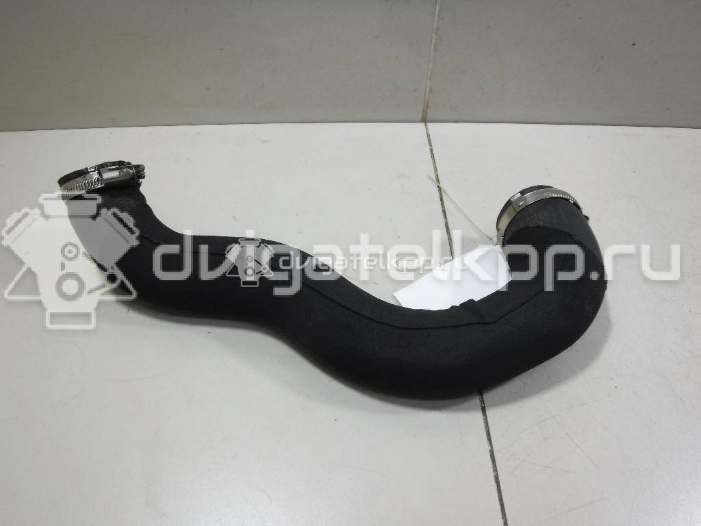 Фото Патрубок интеркулера для двигателя CDNC для Audi A3 / A5 211 л.с 16V 2.0 л бензин 8R0145738R {forloop.counter}}