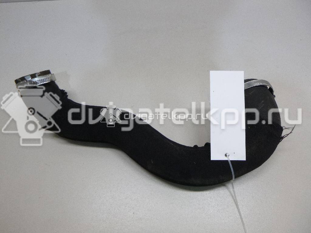 Фото Патрубок интеркулера для двигателя CDNC для Audi A3 / A5 211 л.с 16V 2.0 л бензин 8R0145738R {forloop.counter}}