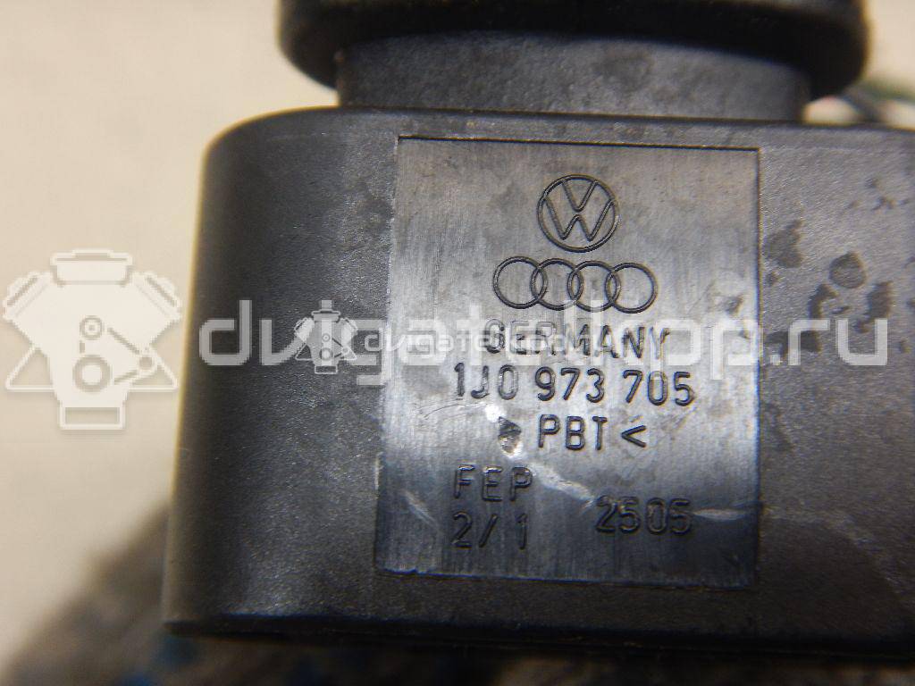 Фото Расходомер воздуха (массметр) для двигателя BHK для Audi Q7 280 л.с 24V 3.6 л бензин 03H906461 {forloop.counter}}