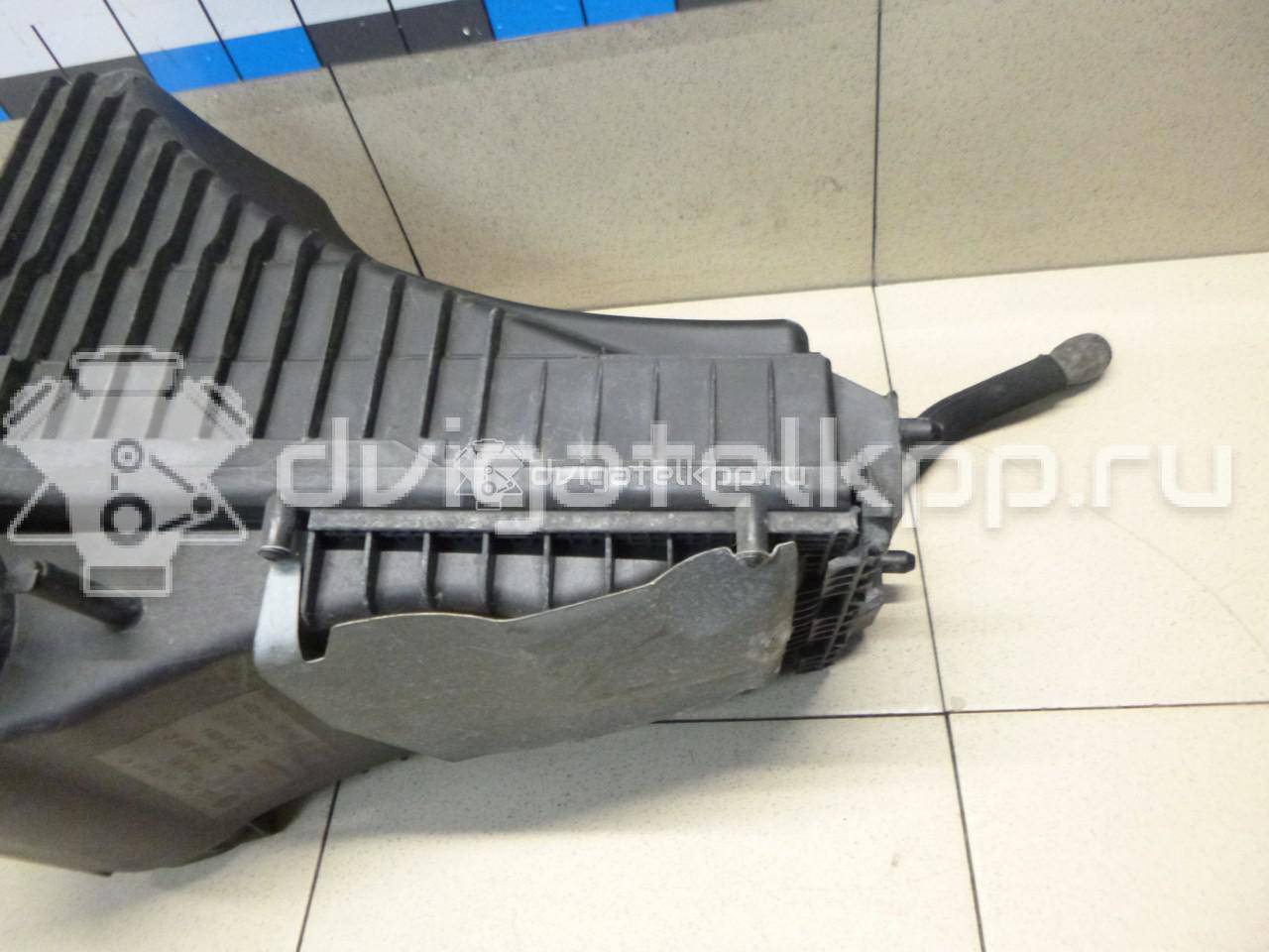 Фото Корпус воздушного фильтра для двигателя BHK для Audi Q7 280 л.с 24V 3.6 л бензин 7L6129607AT {forloop.counter}}