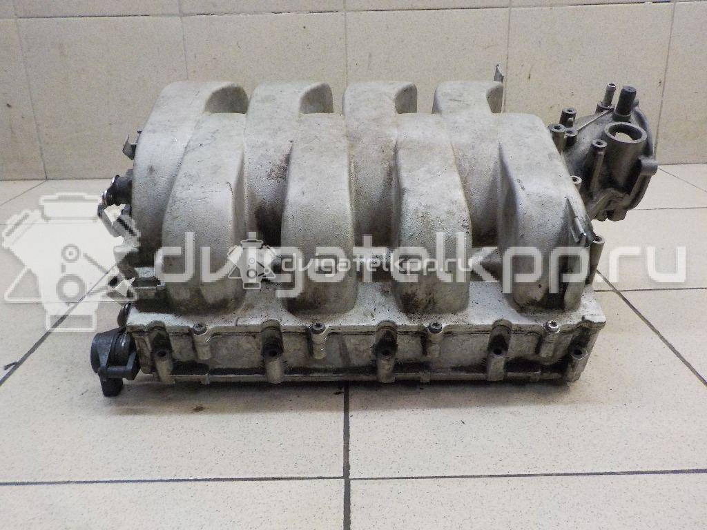 Фото Коллектор впускной для двигателя BAR для Volkswagen / Audi 314-350 л.с 32V 4.2 л бензин 079133185BN {forloop.counter}}