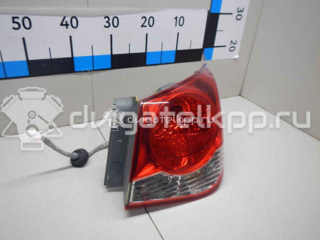 Фото Фонарь задний наружный правый  95039731 для Chevrolet Cruze {forloop.counter}}