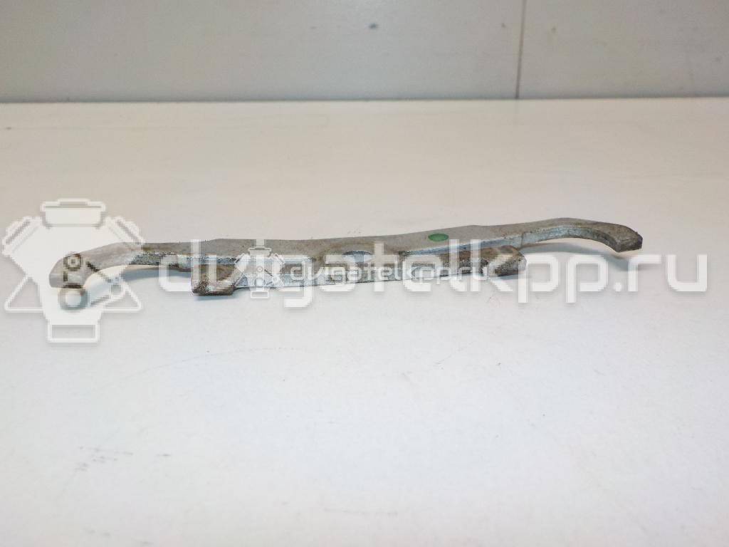 Фото Кронштейн форсунки для двигателя N63 B44 A для Bmw / Wiesmann 408 л.с 32V 4.4 л бензин 13647598000 {forloop.counter}}