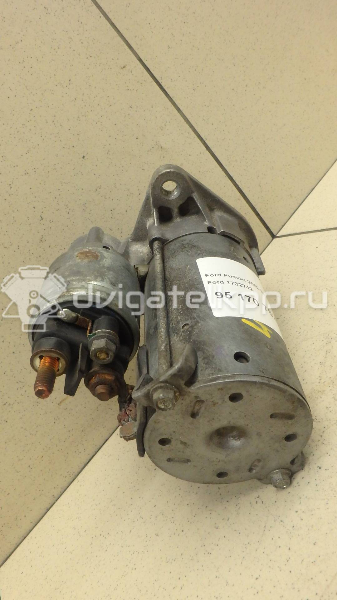 Фото Стартер  1732742 для Ford Fiesta / Focus / C-Max / Ka / Galaxy {forloop.counter}}