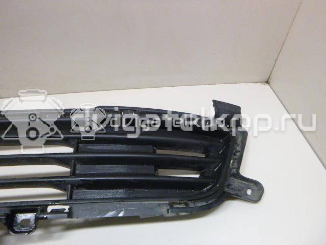 Фото Решетка в бампер центральная  6402A233 для Mitsubishi Outlander {forloop.counter}}