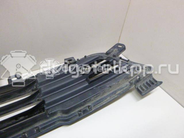 Фото Решетка в бампер центральная  6402A233 для Mitsubishi Outlander {forloop.counter}}