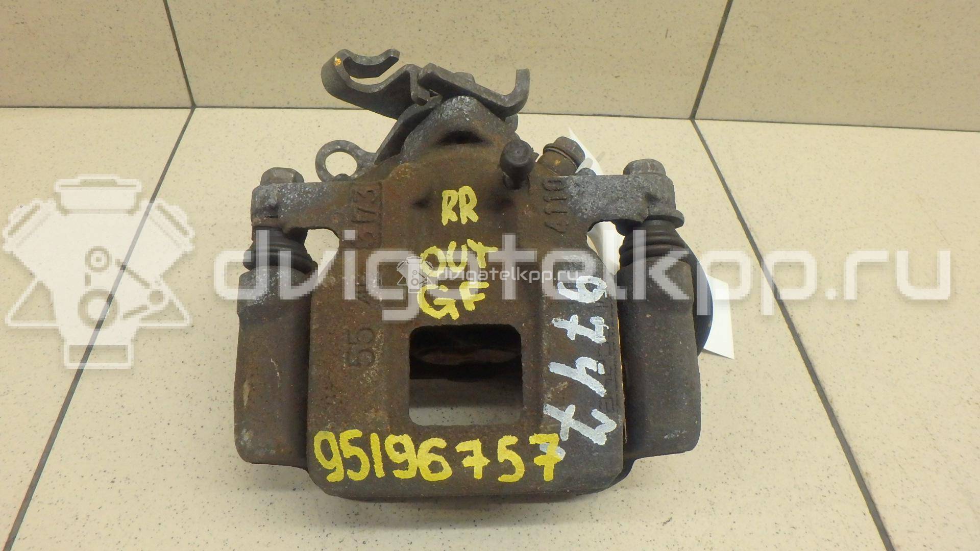 Фото Суппорт тормозной задний правый  4605B650 для Mitsubishi Outlander / Asx Ga W {forloop.counter}}