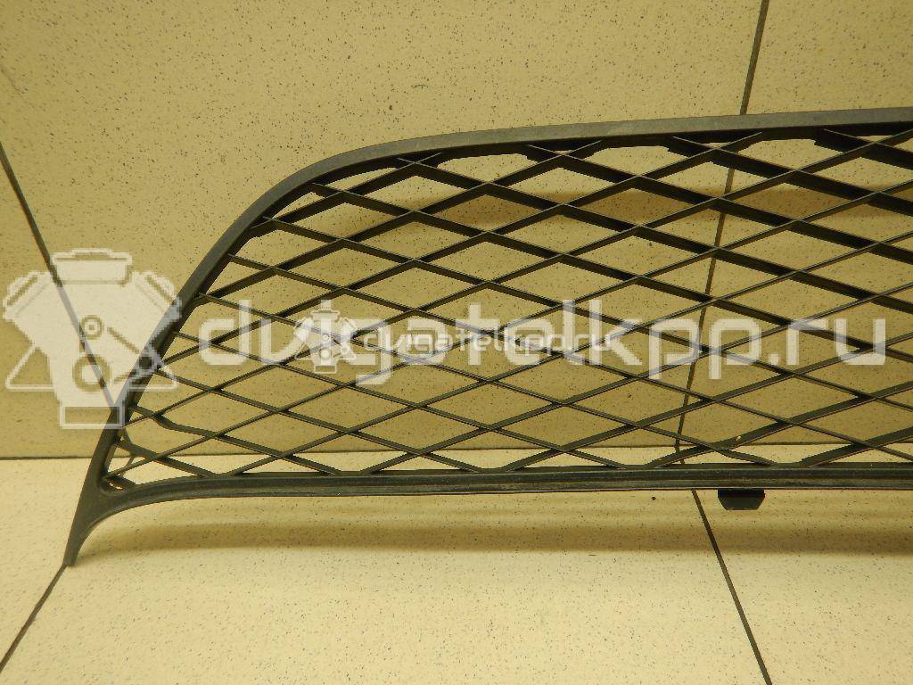 Фото Решетка в бампер  6402A037 для Mitsubishi Outlander {forloop.counter}}