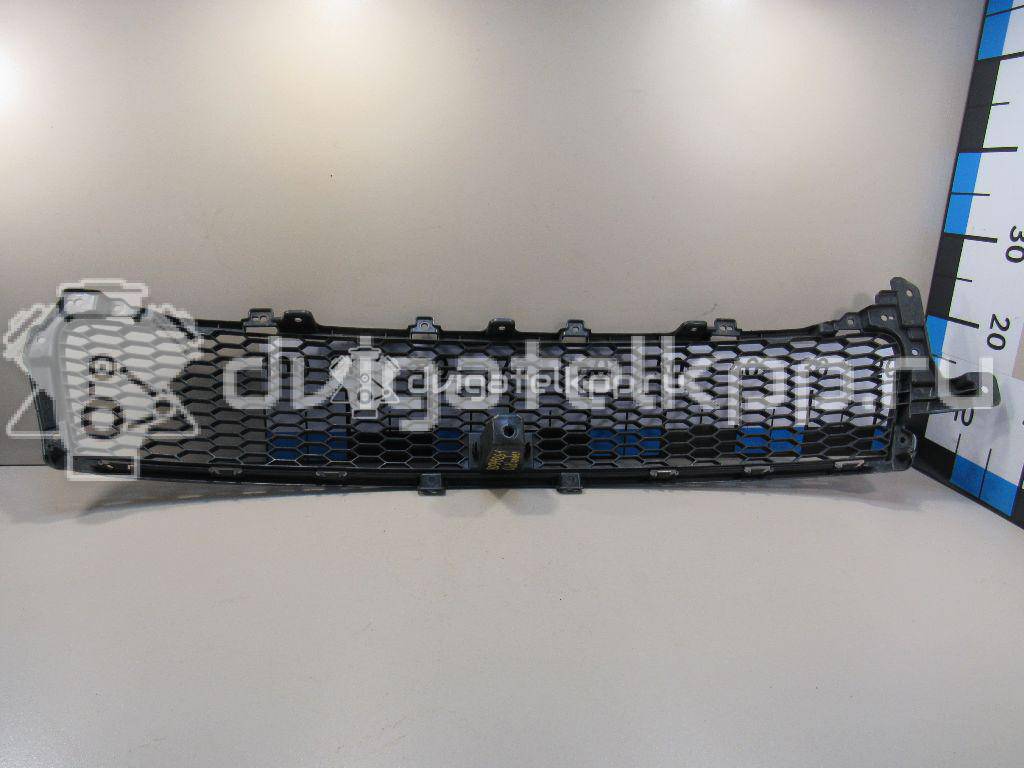 Фото Решетка в бампер  6402A199 для Mitsubishi Outlander {forloop.counter}}