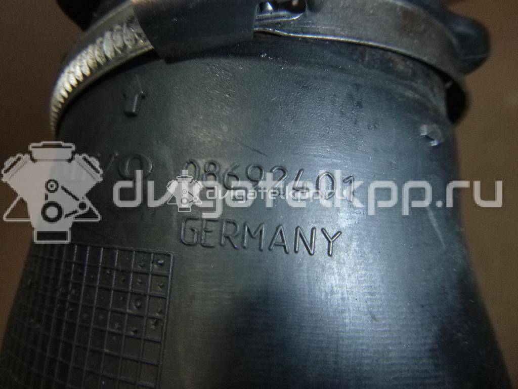 Фото Патрубок воздушного фильтра для двигателя B 5254 T6 для Volvo (Changan) S80L 200-220 л.с 20V 2.5 л бензин 8692401 {forloop.counter}}
