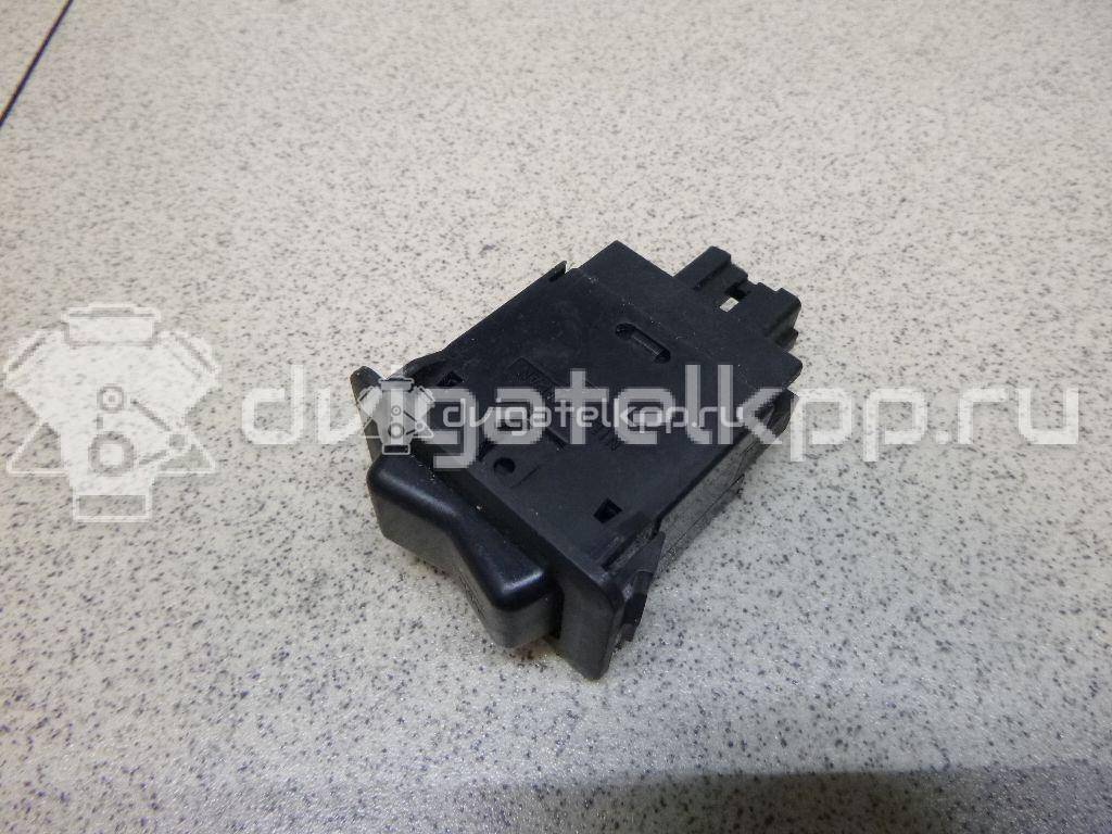 Фото Кнопка противотуманки  MR330576 для mitsubishi Pajero/Montero Sport (K9) {forloop.counter}}