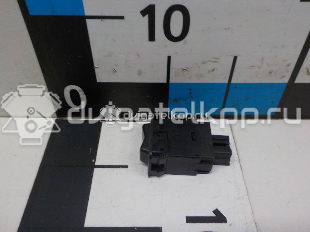 Фото Кнопка противотуманки  MR330576 для mitsubishi Pajero/Montero Sport (K9) {forloop.counter}}