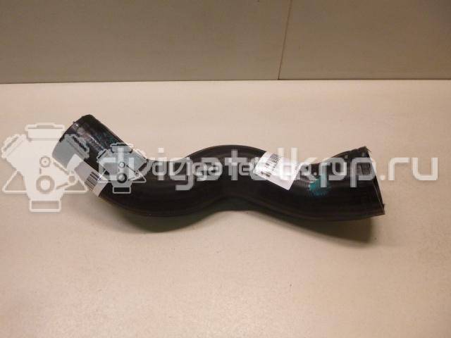 Фото Патрубок интеркулера для двигателя D 5244 T для Volvo S80 / V70 / Xc70 / S60 163 л.с 20V 2.4 л Дизельное топливо 30680217 {forloop.counter}}