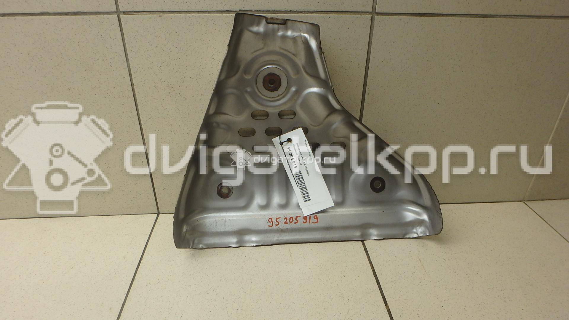 Фото Экран тепловой  1555A416 для mitsubishi Lancer (CX,CY) {forloop.counter}}