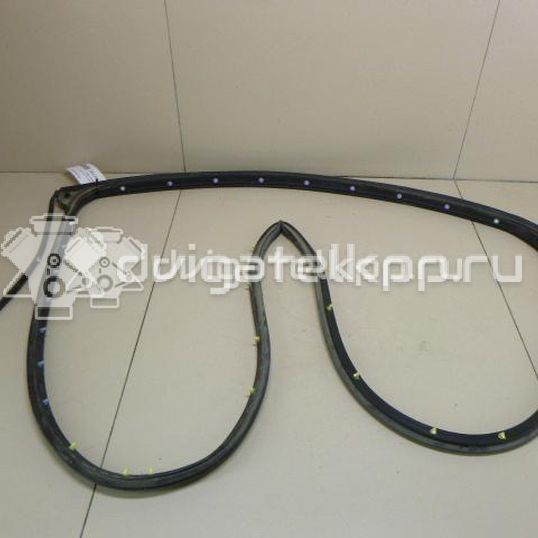 Фото Уплотнитель двери  5755A033 для mitsubishi Lancer (CX,CY)