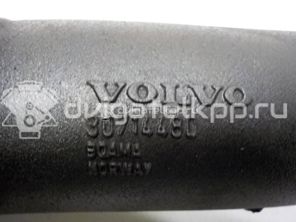 Фото Патрубок интеркулера для двигателя D 5244 T18 для Volvo Xc90 200 л.с 20V 2.4 л Дизельное топливо 30714480 {forloop.counter}}