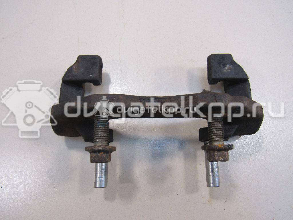 Фото Скоба суппорта переднего  1471710 для Ford Focus / C-Max {forloop.counter}}