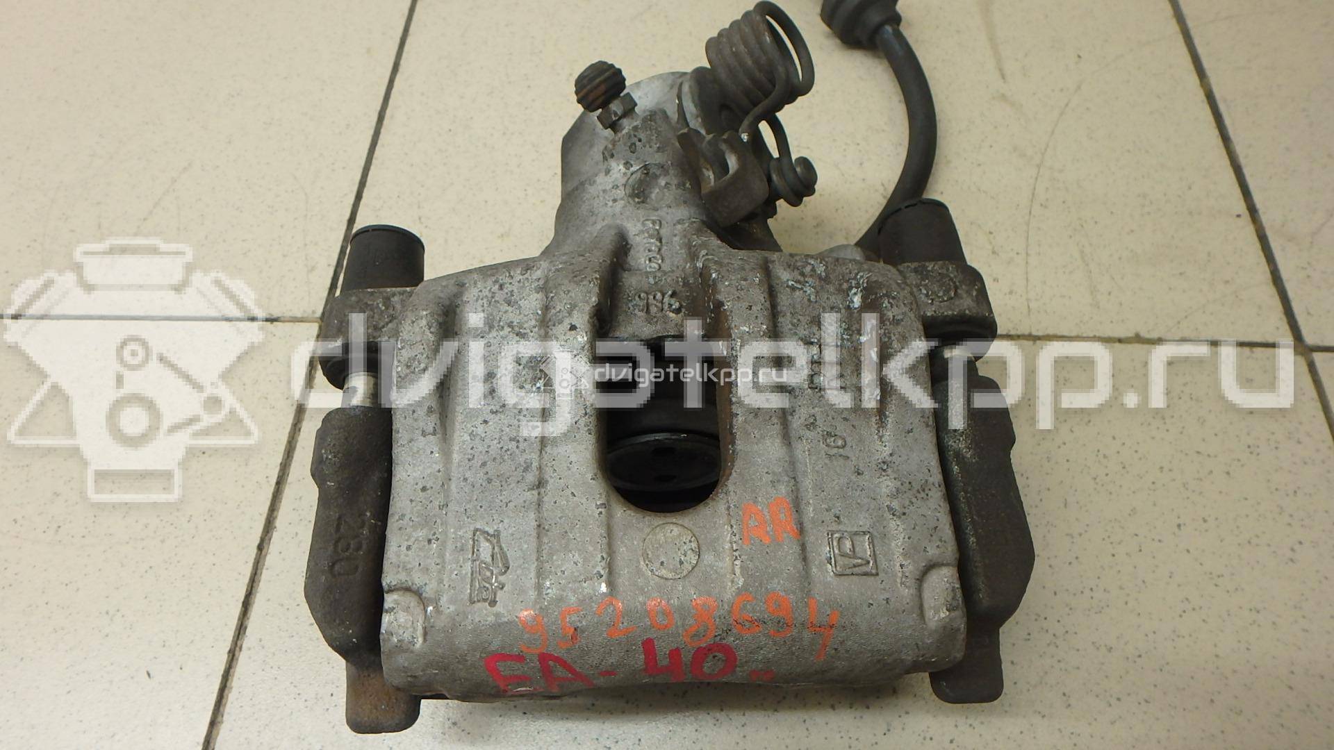 Фото Суппорт тормозной задний правый  BPYK2661XB для ford C-MAX {forloop.counter}}