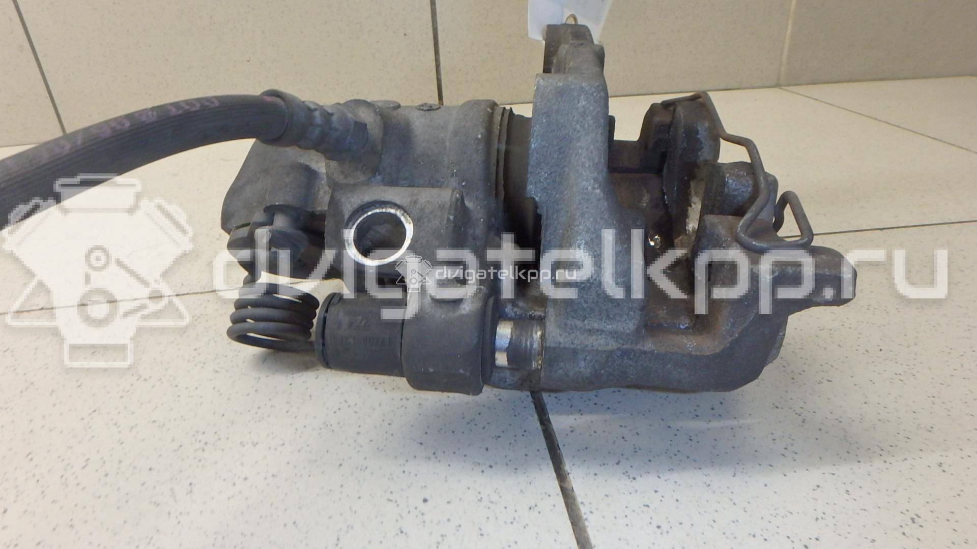 Фото Суппорт тормозной задний правый  BPYK2661XB для ford C-MAX {forloop.counter}}