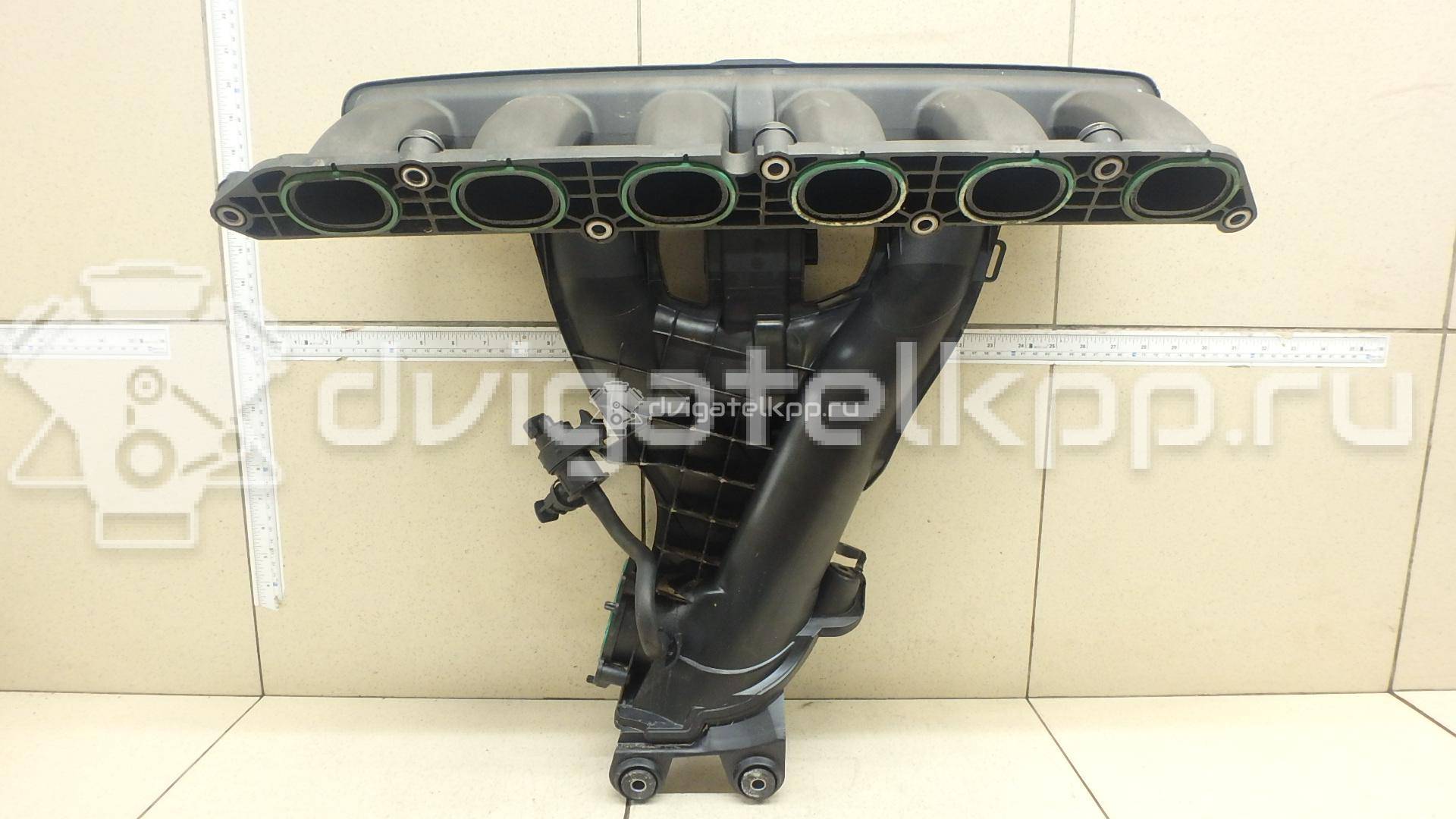 Фото Коллектор впускной для двигателя B 6324 S для Volvo / Land Rover 231-238 л.с 24V 3.2 л бензин 30787772 {forloop.counter}}