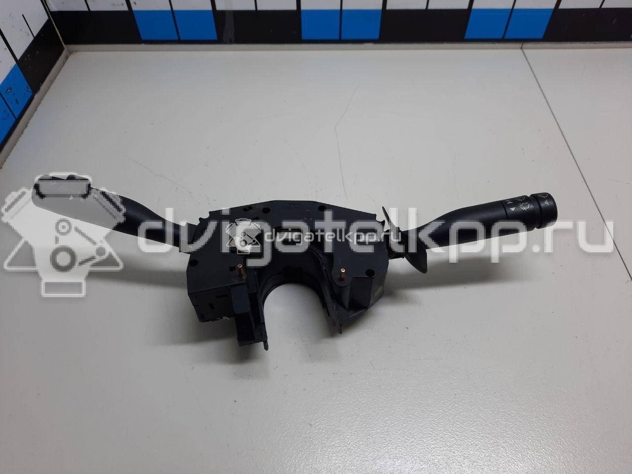 Фото Переключатель подрулевой в сборе  96FG13335CB для Ford Fiesta / Puma Ec {forloop.counter}}