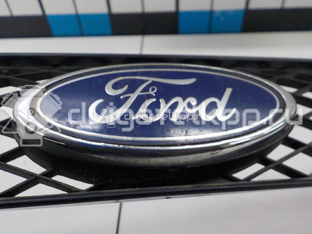 Фото Решетка радиатора  1132681 для Ford Focus {forloop.counter}}