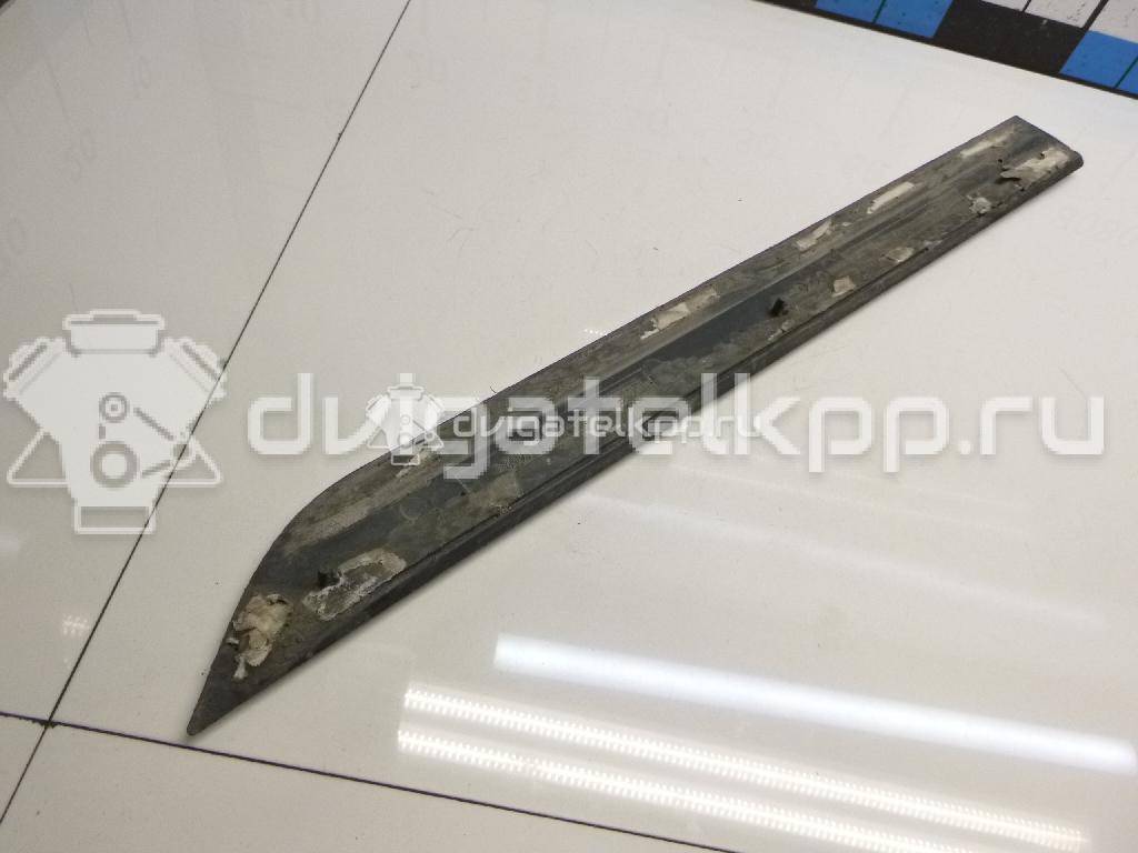 Фото Молдинг задней правой двери  1090850 для Ford Focus {forloop.counter}}