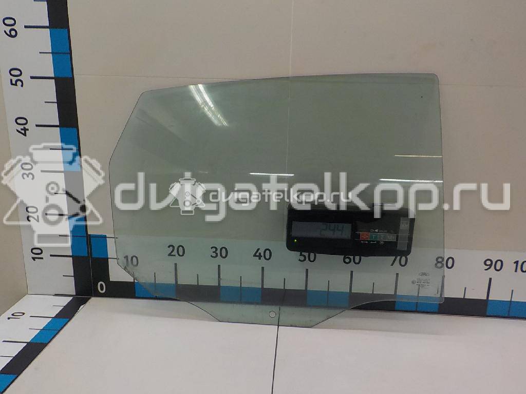 Фото Стекло двери задней правой  1093031 для Ford Focus {forloop.counter}}