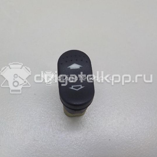 Фото Кнопка стеклоподъемника  1091485 для Ford Focus