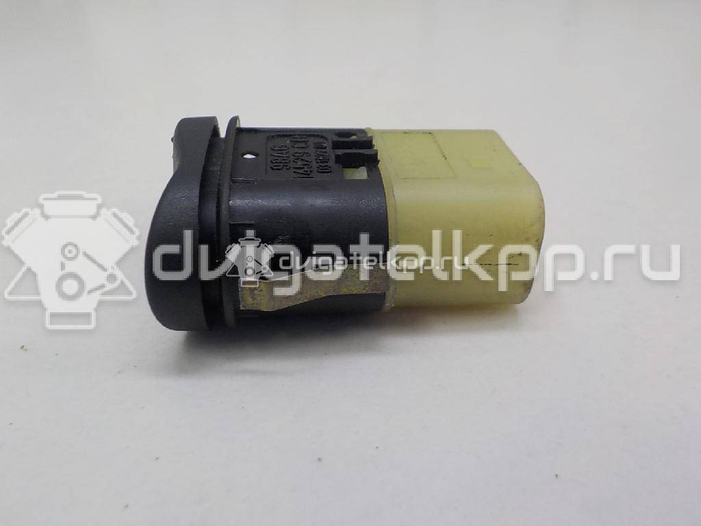 Фото Кнопка стеклоподъемника  1091485 для Ford Focus {forloop.counter}}