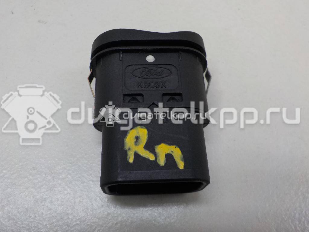 Фото Кнопка стеклоподъемника  1091485 для Ford Focus {forloop.counter}}