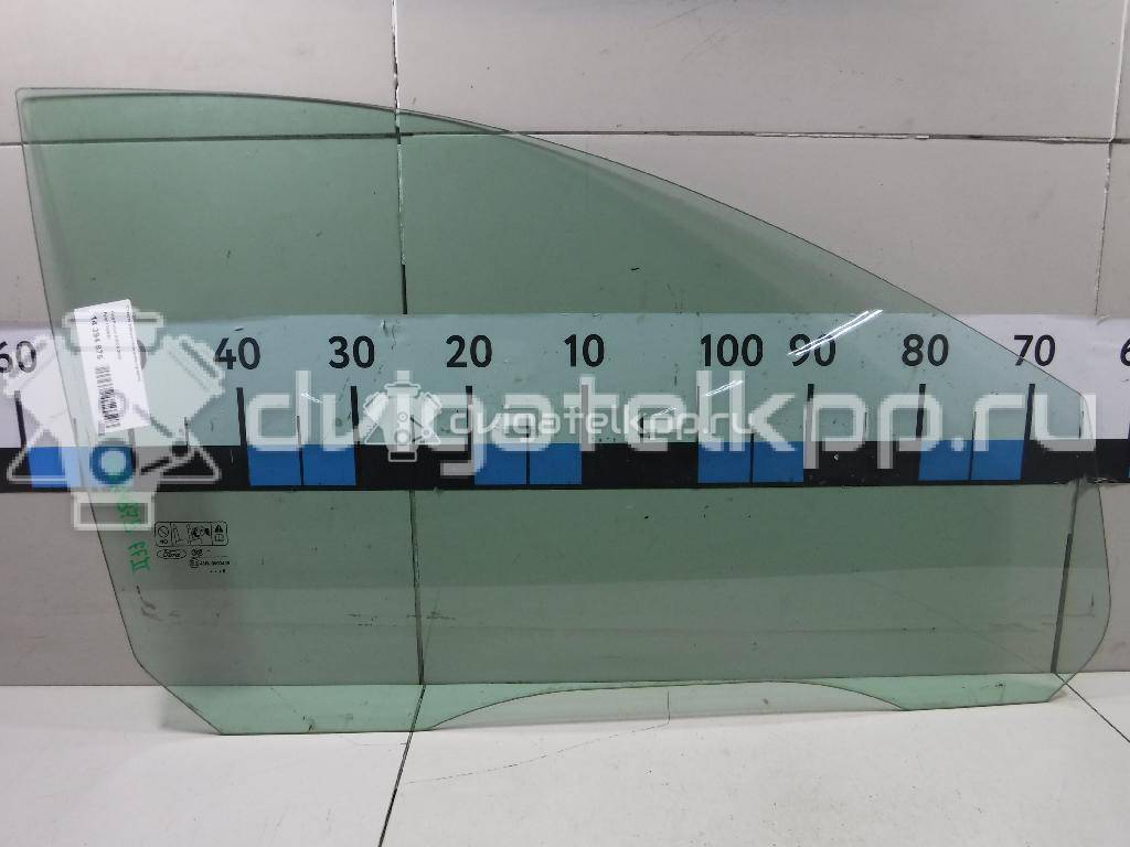 Фото Стекло двери передней правой  1342622 для Ford Focus {forloop.counter}}