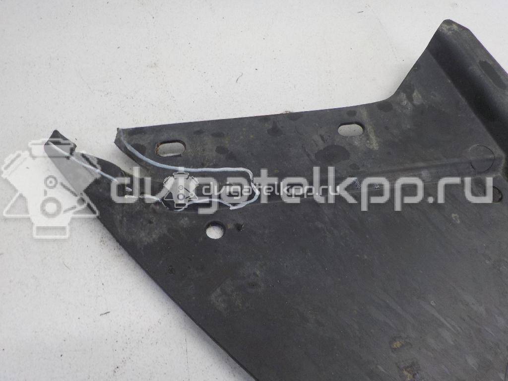 Фото Пыльник двигателя центральный  1746348 для Ford Focus / C-Max {forloop.counter}}