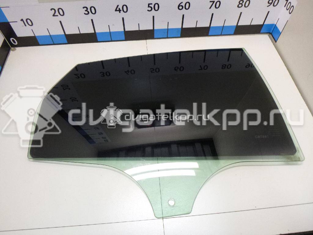 Фото Стекло двери задней правой  1706320 для Ford Focus {forloop.counter}}