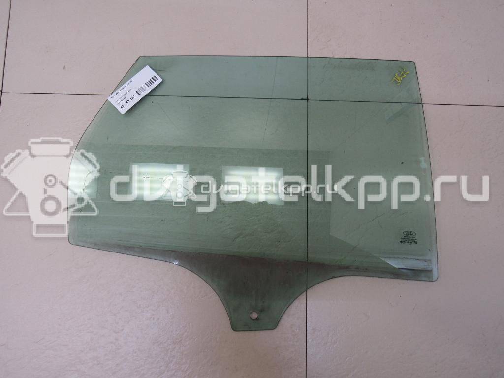 Фото Стекло двери задней правой  1708068 для Ford Focus {forloop.counter}}