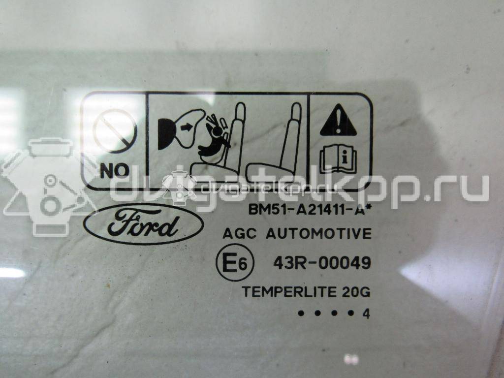 Фото Стекло двери передней левой  1742302 для Ford Focus {forloop.counter}}