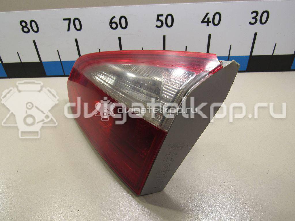 Фото Фонарь задний внутренний правый  1775986 для Ford Focus {forloop.counter}}
