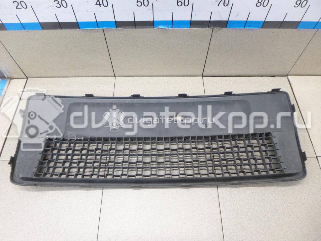 Фото Решетка в бампер центральная  1369703 для Ford Fusion Ju {forloop.counter}}