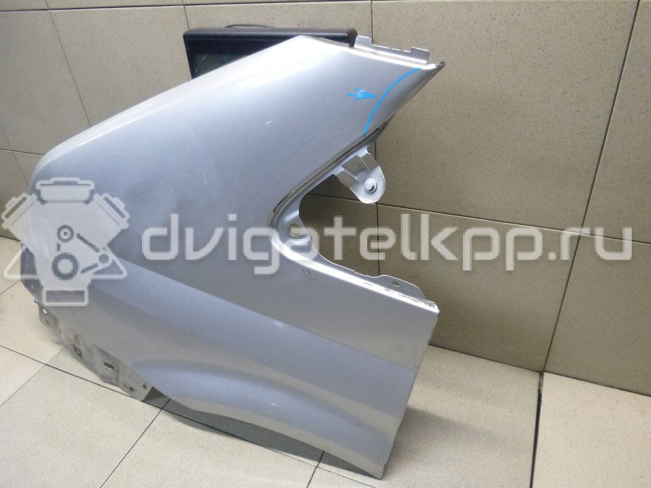 Фото Крыло переднее левое  1561051 для Ford Transit {forloop.counter}}