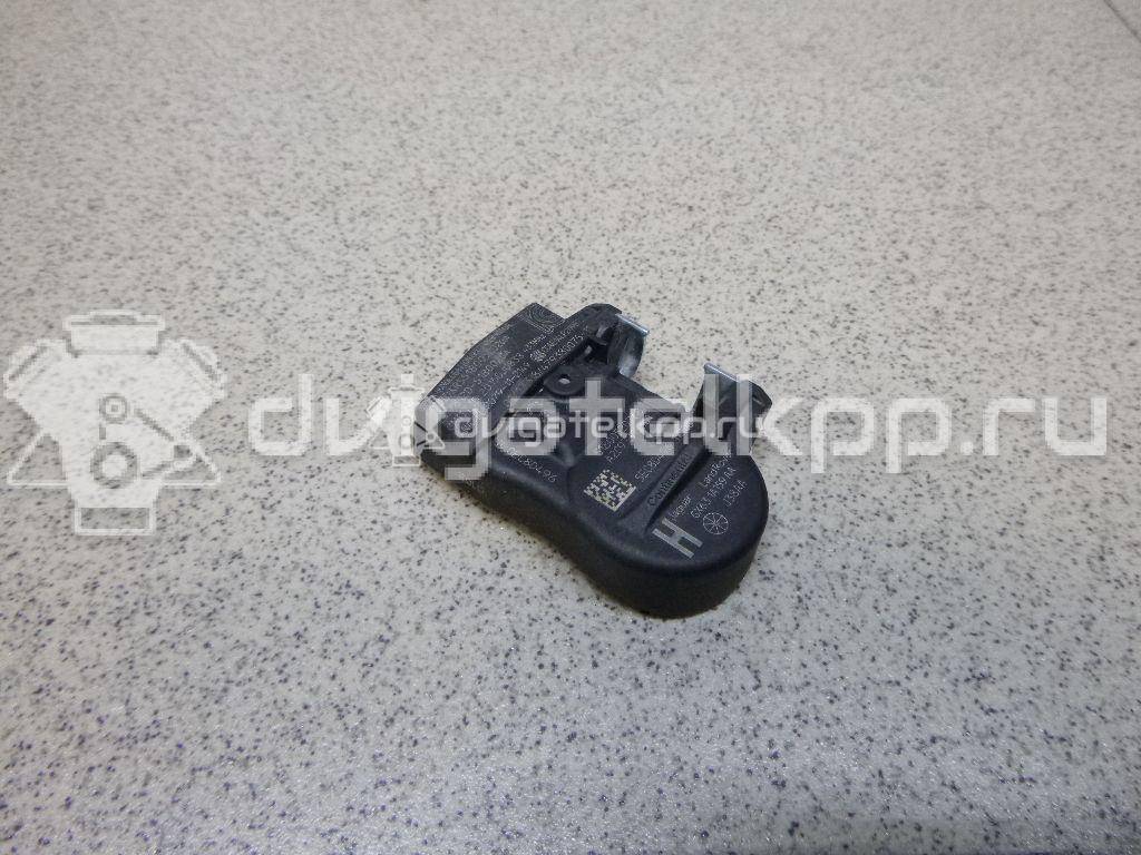 Фото Датчик давления в шине  LR066378 для Land Rover Freelander / Range Rover / Discovery / Defender L316 {forloop.counter}}