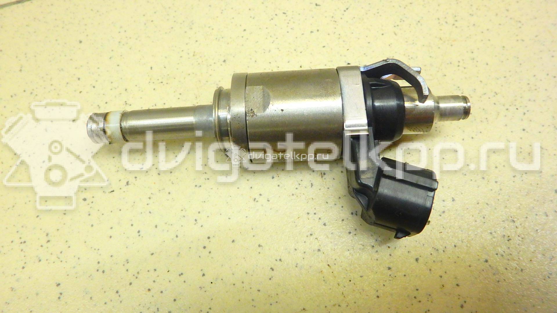 Фото Форсунка инжекторная электрическая  PE0113250B для mazda CX 3 {forloop.counter}}