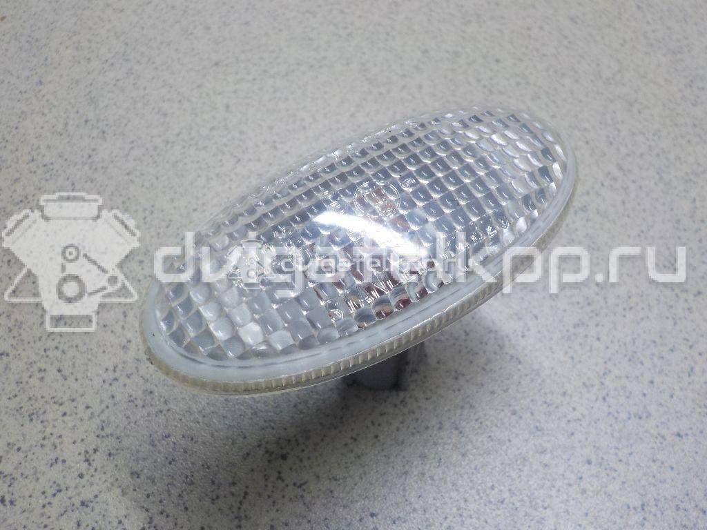 Фото Повторитель на крыло белый  GJ6A51120C для Mazda Mpv / Bt-50 Cd, Un / Bt-50 / 6 / 3 {forloop.counter}}