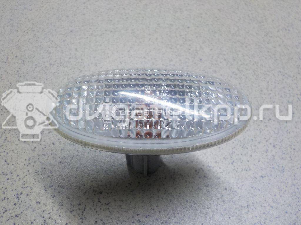 Фото Повторитель на крыло белый  GJ6A51120C для Mazda Mpv / Bt-50 Cd, Un / Bt-50 / 6 / 3 {forloop.counter}}